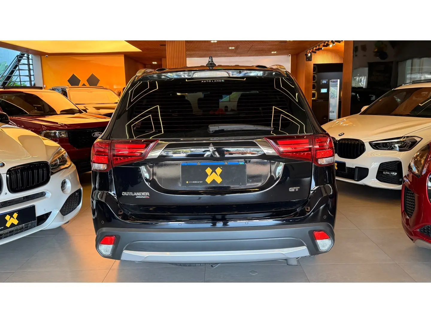 MITSUBISHI OUTLANDER