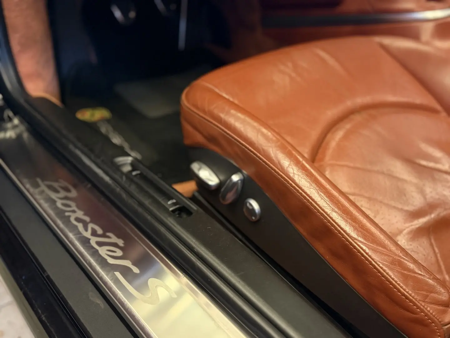 PORSCHE BOXTER