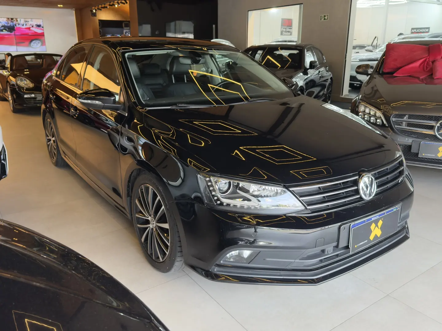 VOLKSWAGEN JETTA