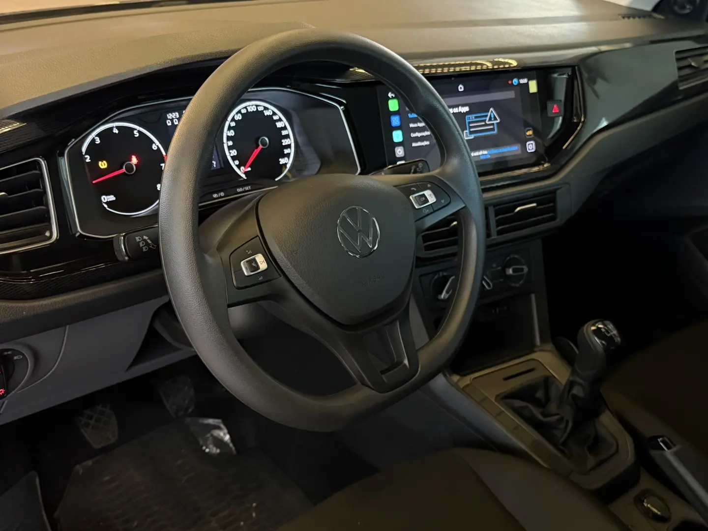 VOLKSWAGEN POLO TRACK