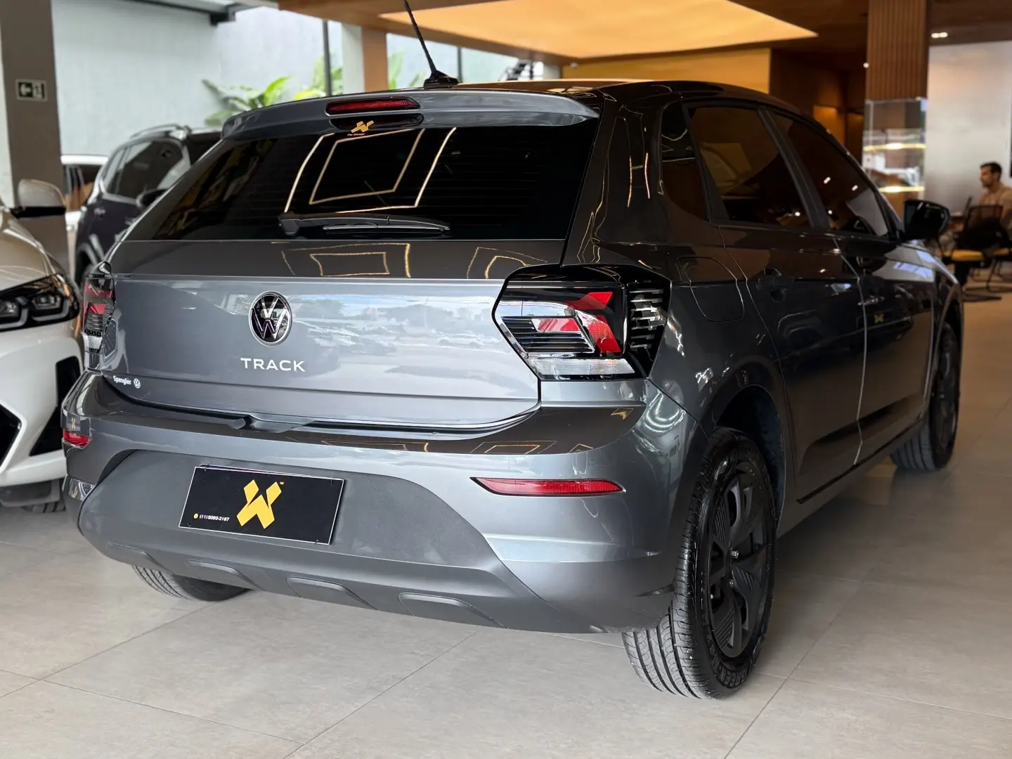 VOLKSWAGEN POLO TRACK