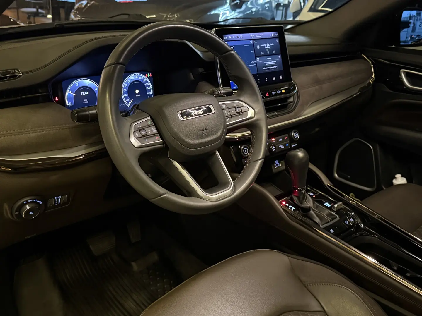JEEP COMMANDER