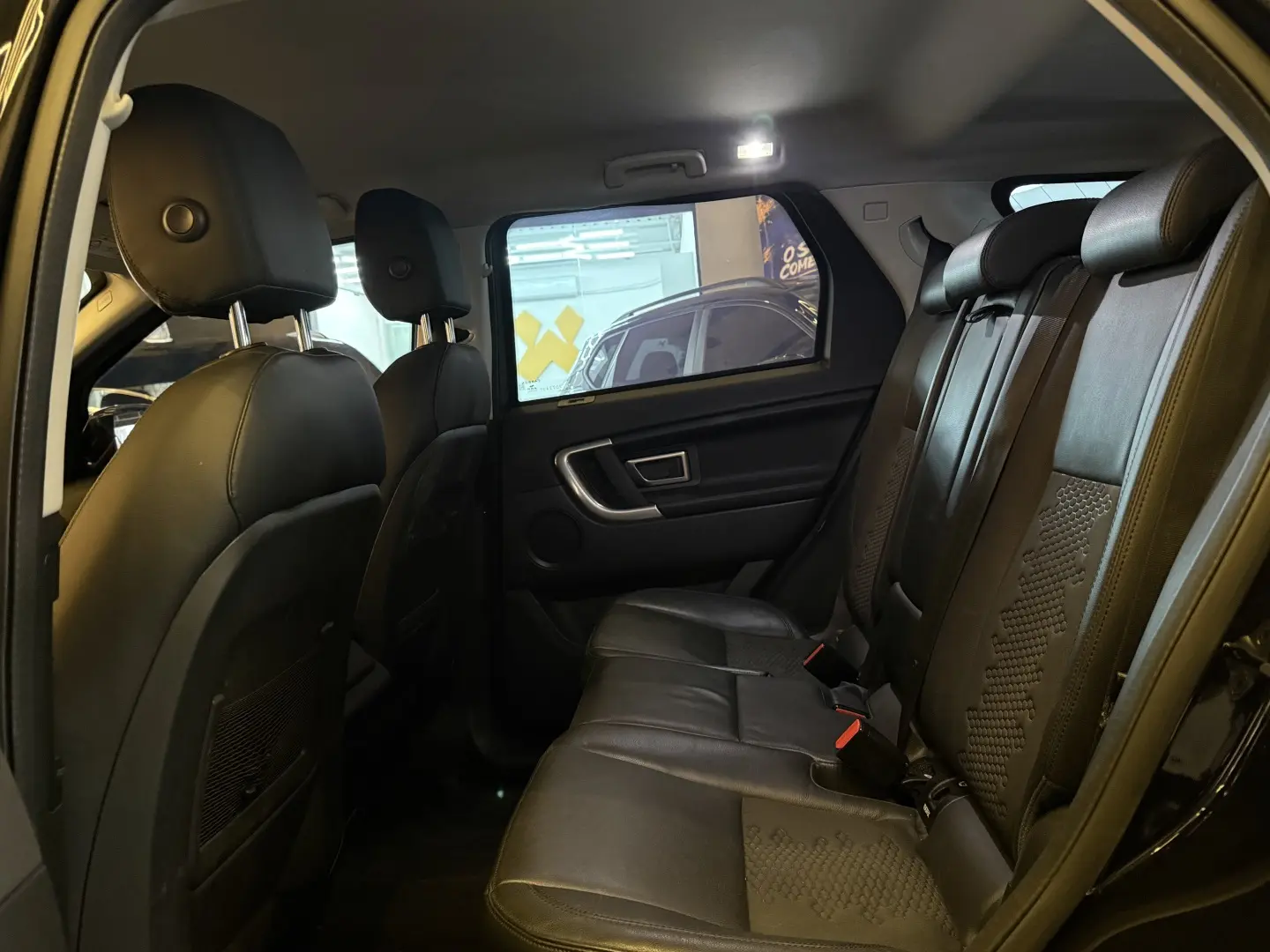 LAND ROVER DISCOVERY SPORT