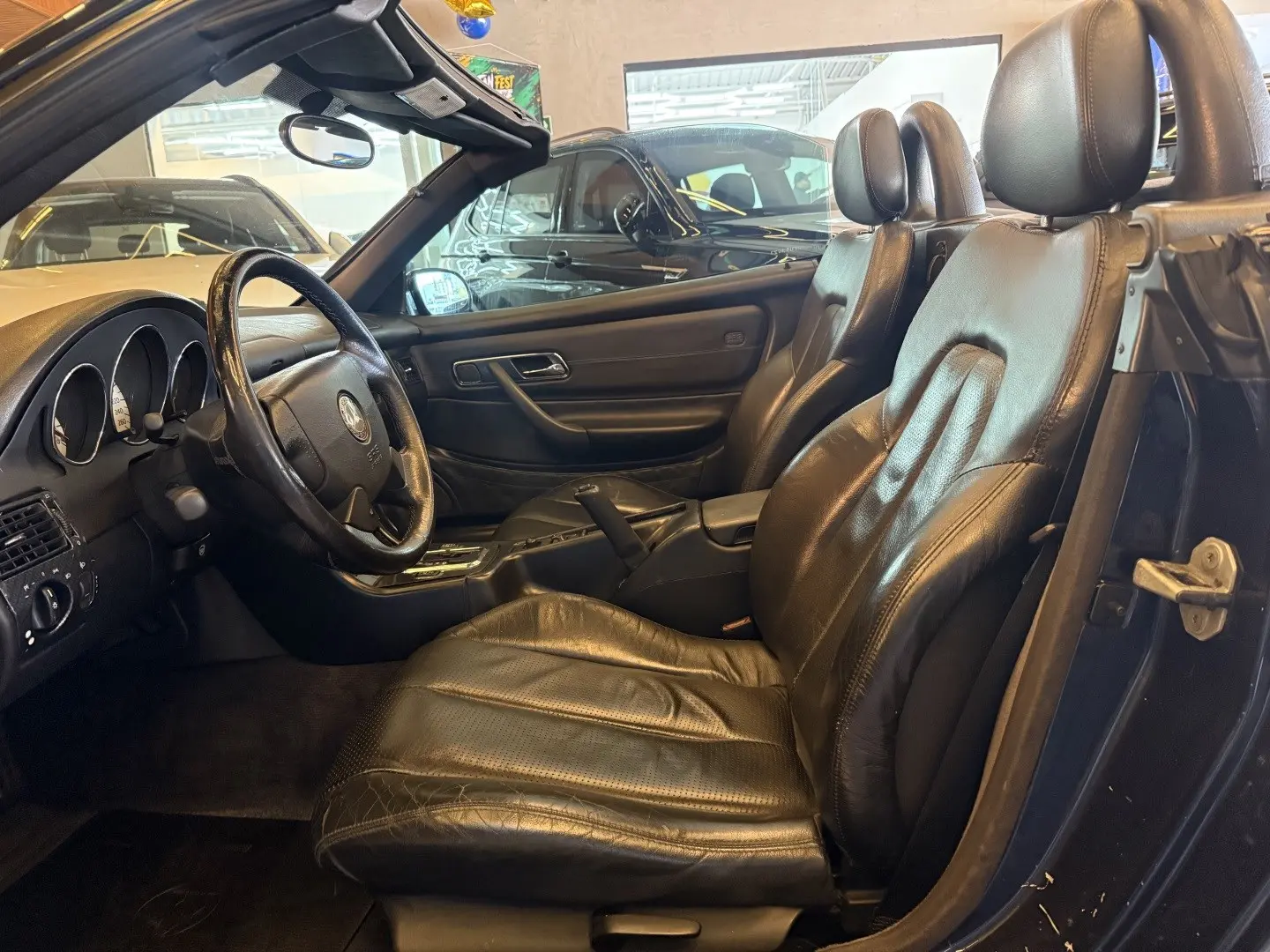 MERCEDES BENZ SLK 230