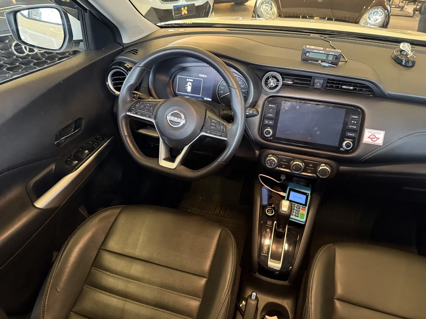 NISSAN KICKS