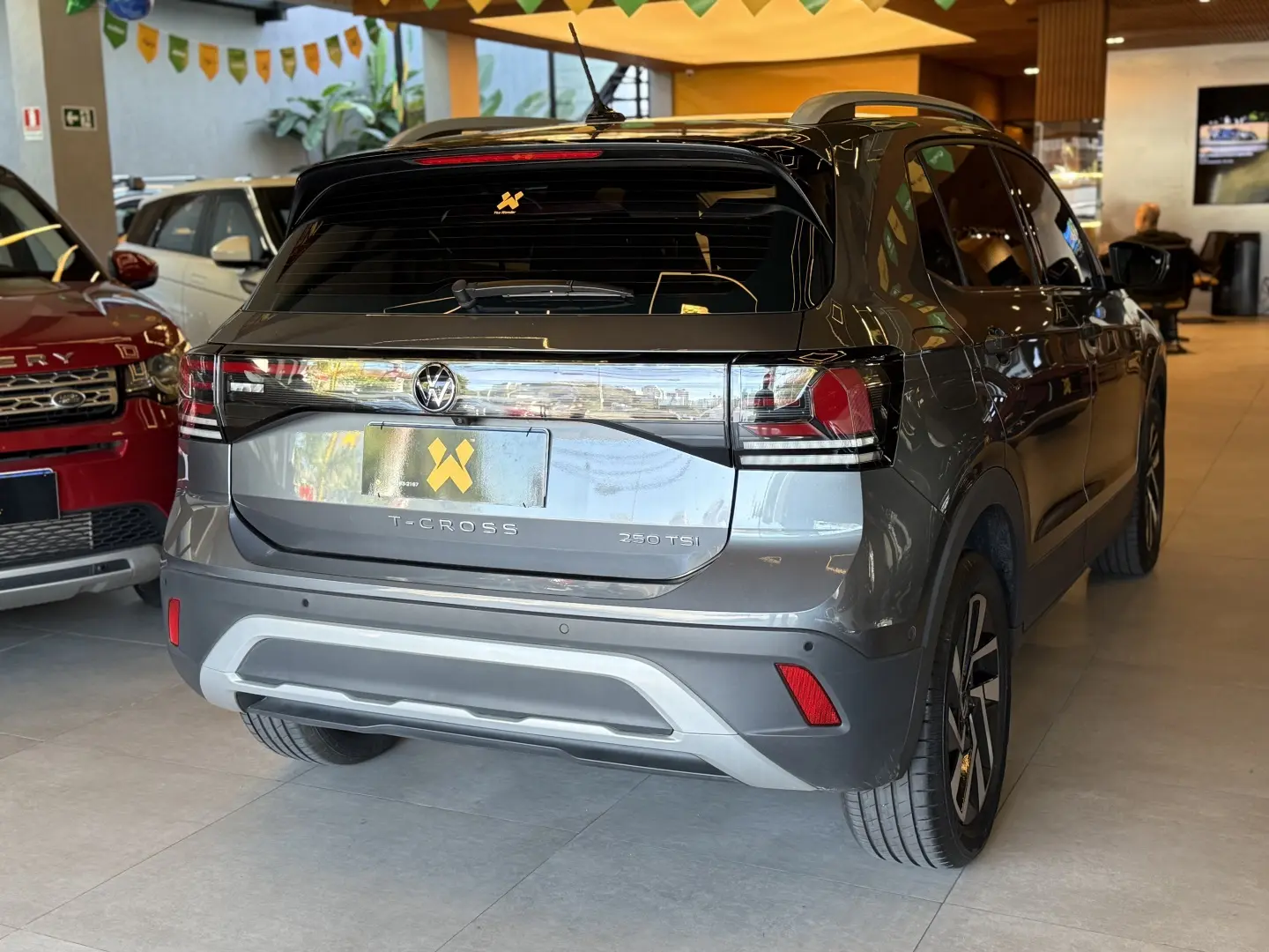 VOLKSWAGEN T-CROSS