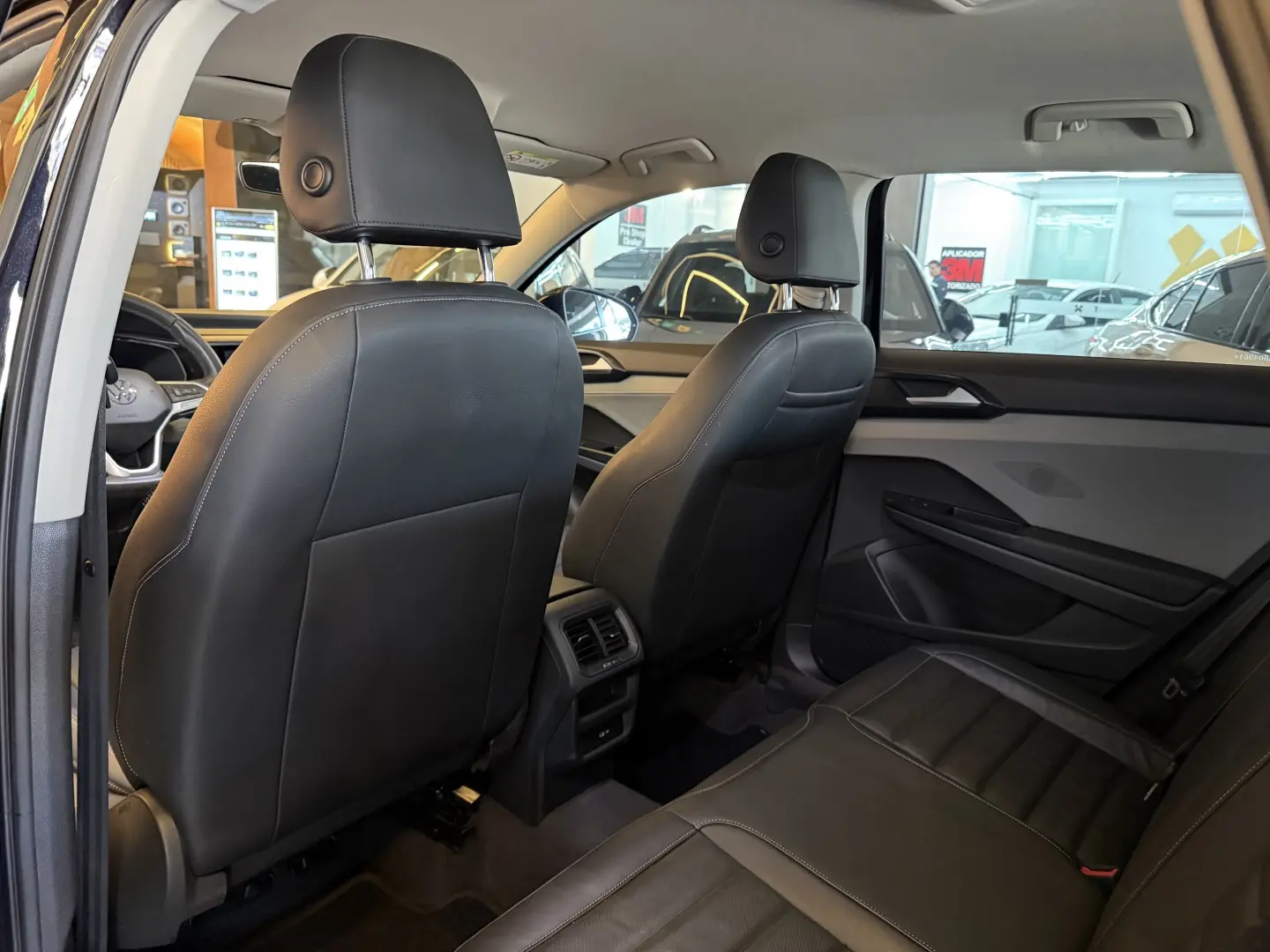 VOLKSWAGEN TAOS