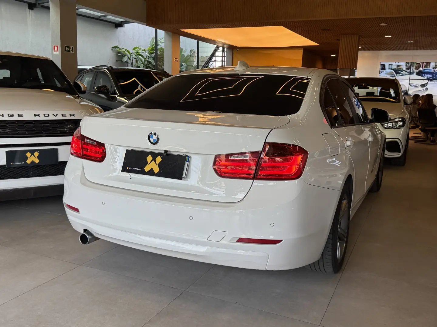 BMW 320I