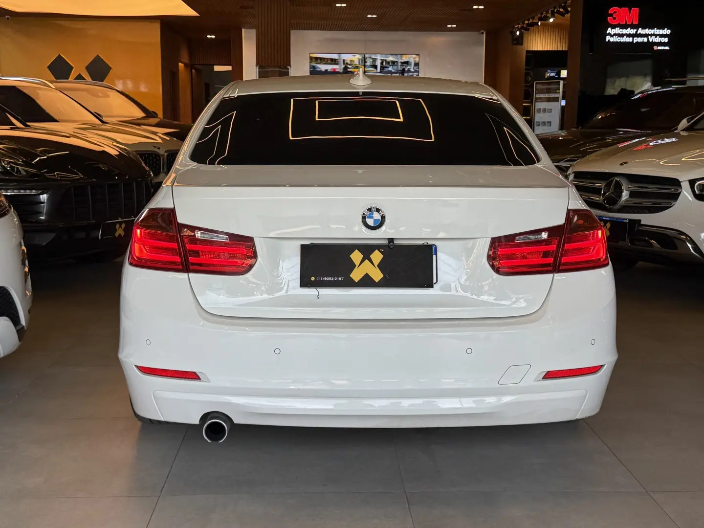 BMW 320I