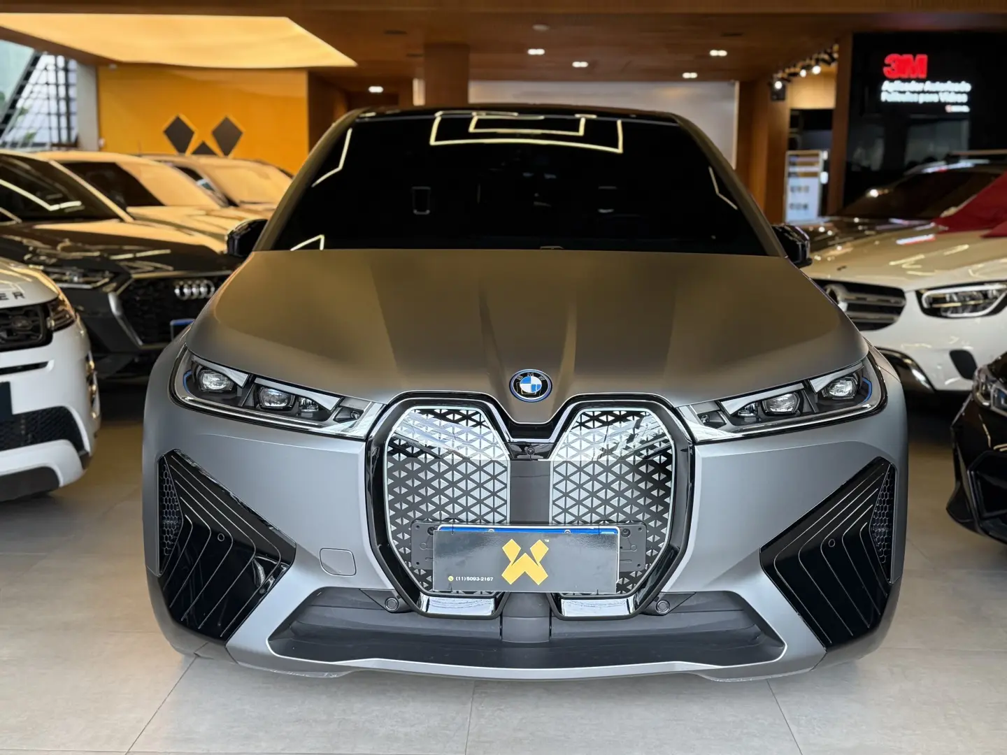 BMW IX