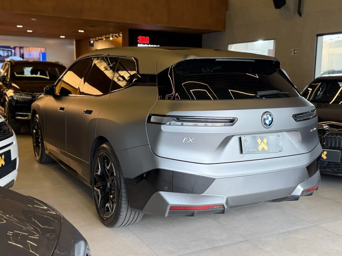 BMW IX