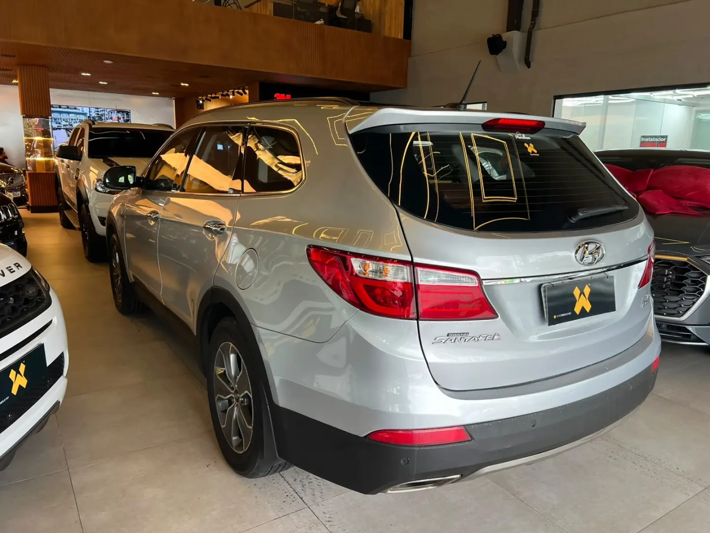 HYUNDAI GRAND SANTA FÉ