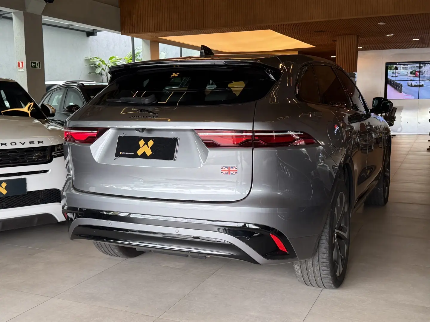 JAGUAR F-PACE