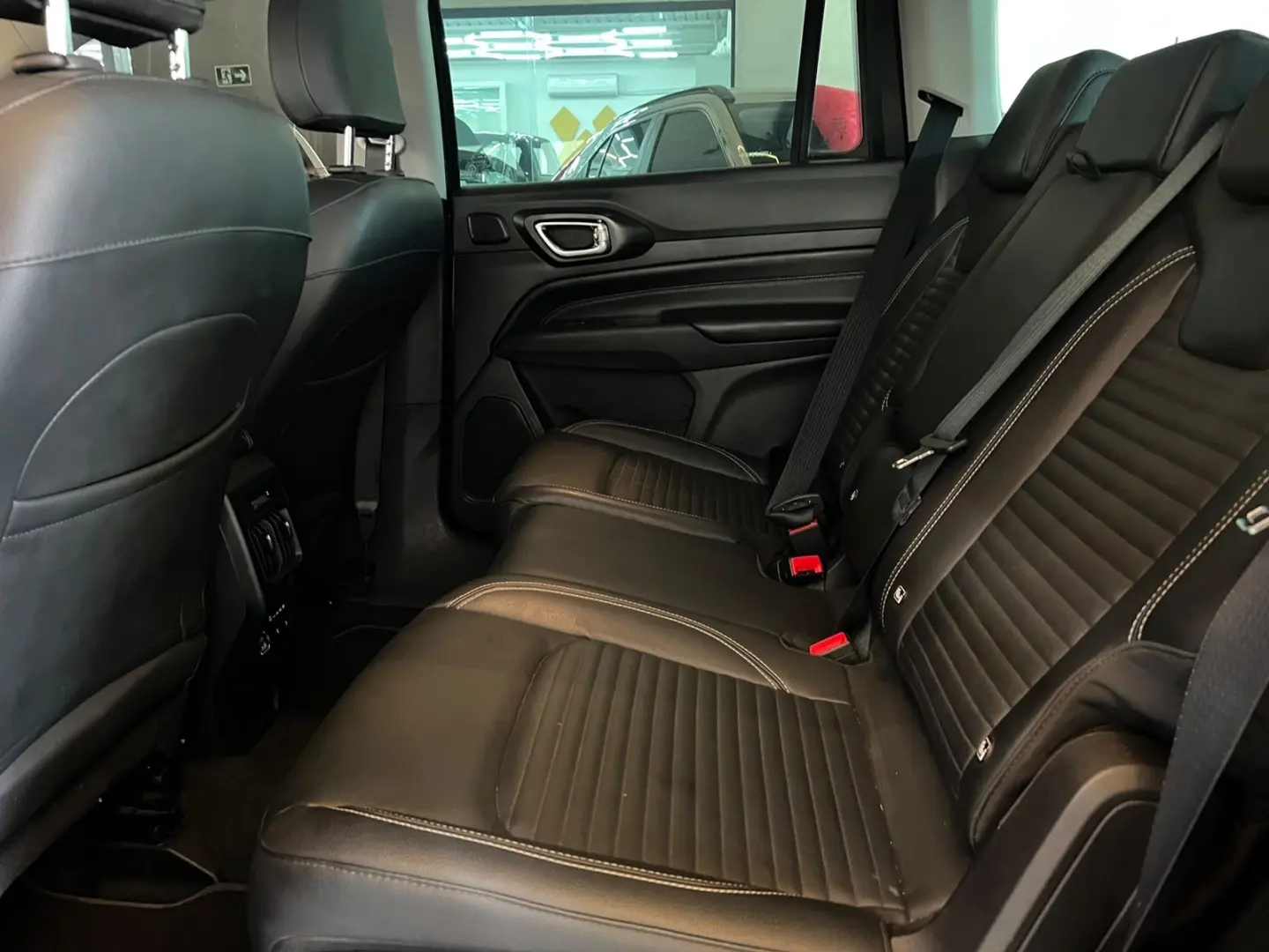 JEEP COMMANDER