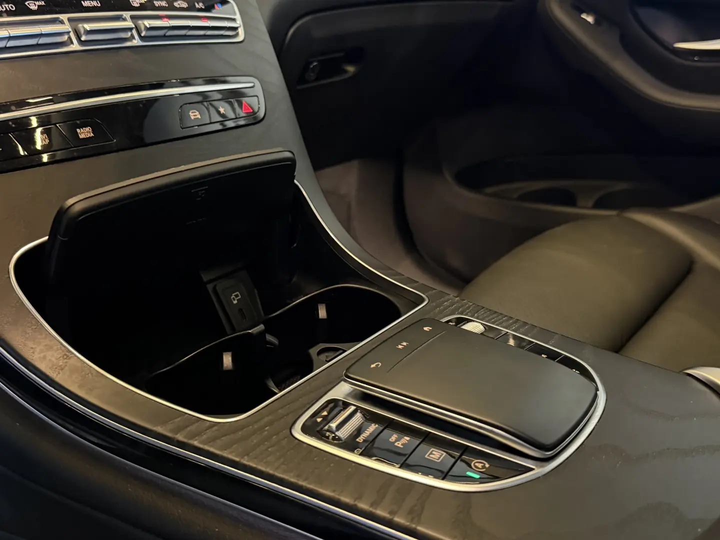 MERCEDES BENZ GLC 220D