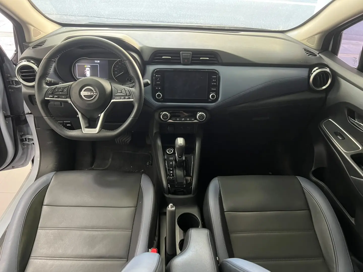 NISSAN VERSA