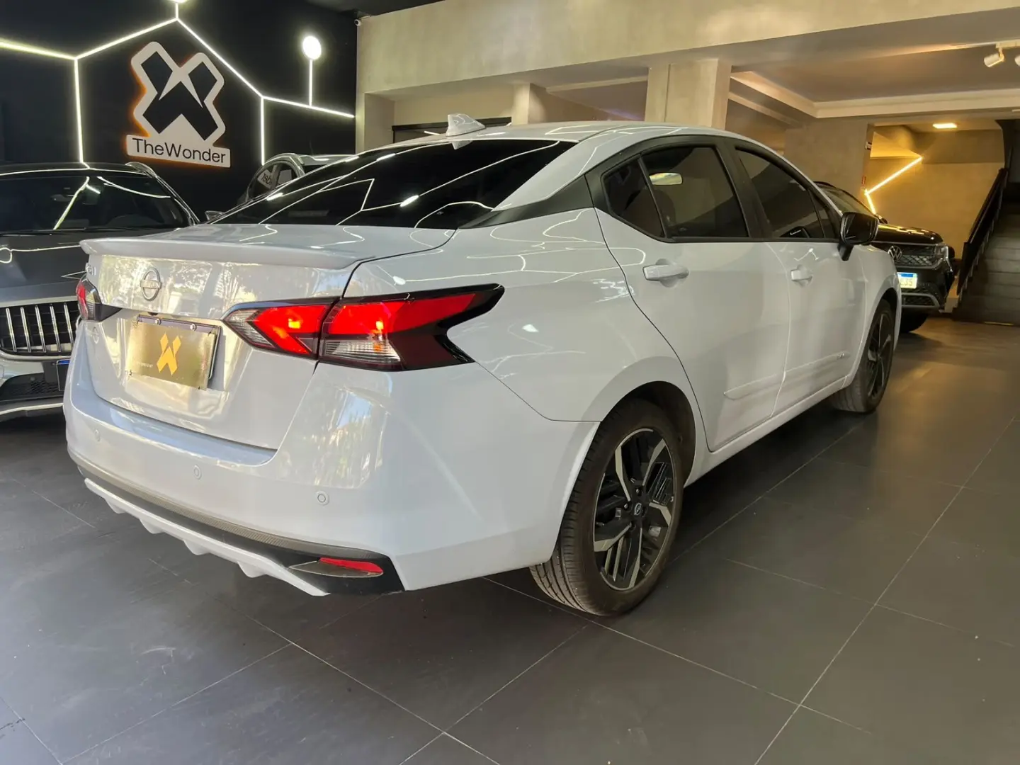NISSAN VERSA
