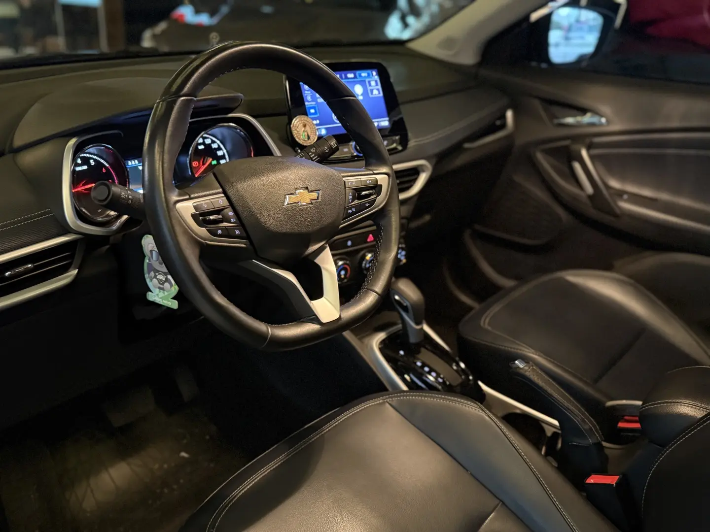 CHEVROLET TRACKER