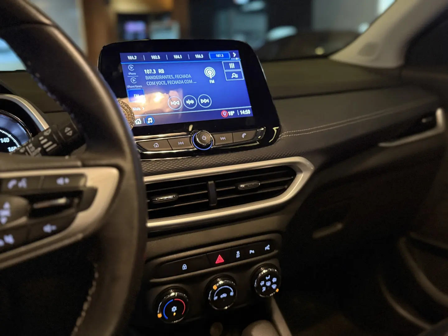 CHEVROLET TRACKER