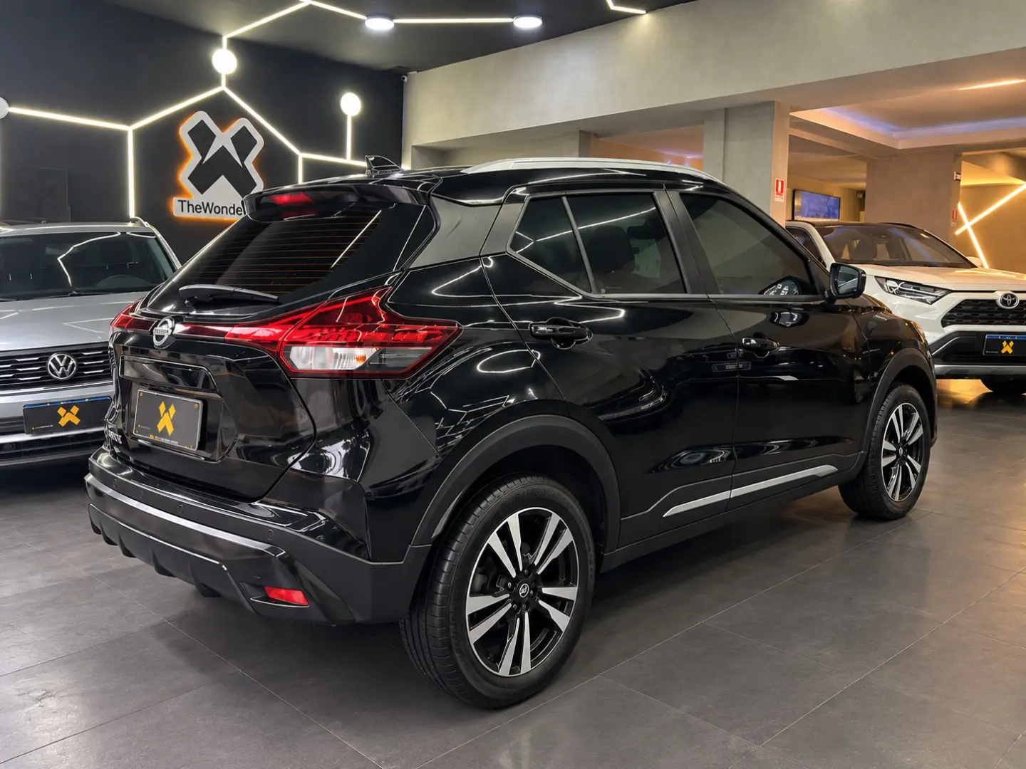 NISSAN KICKS