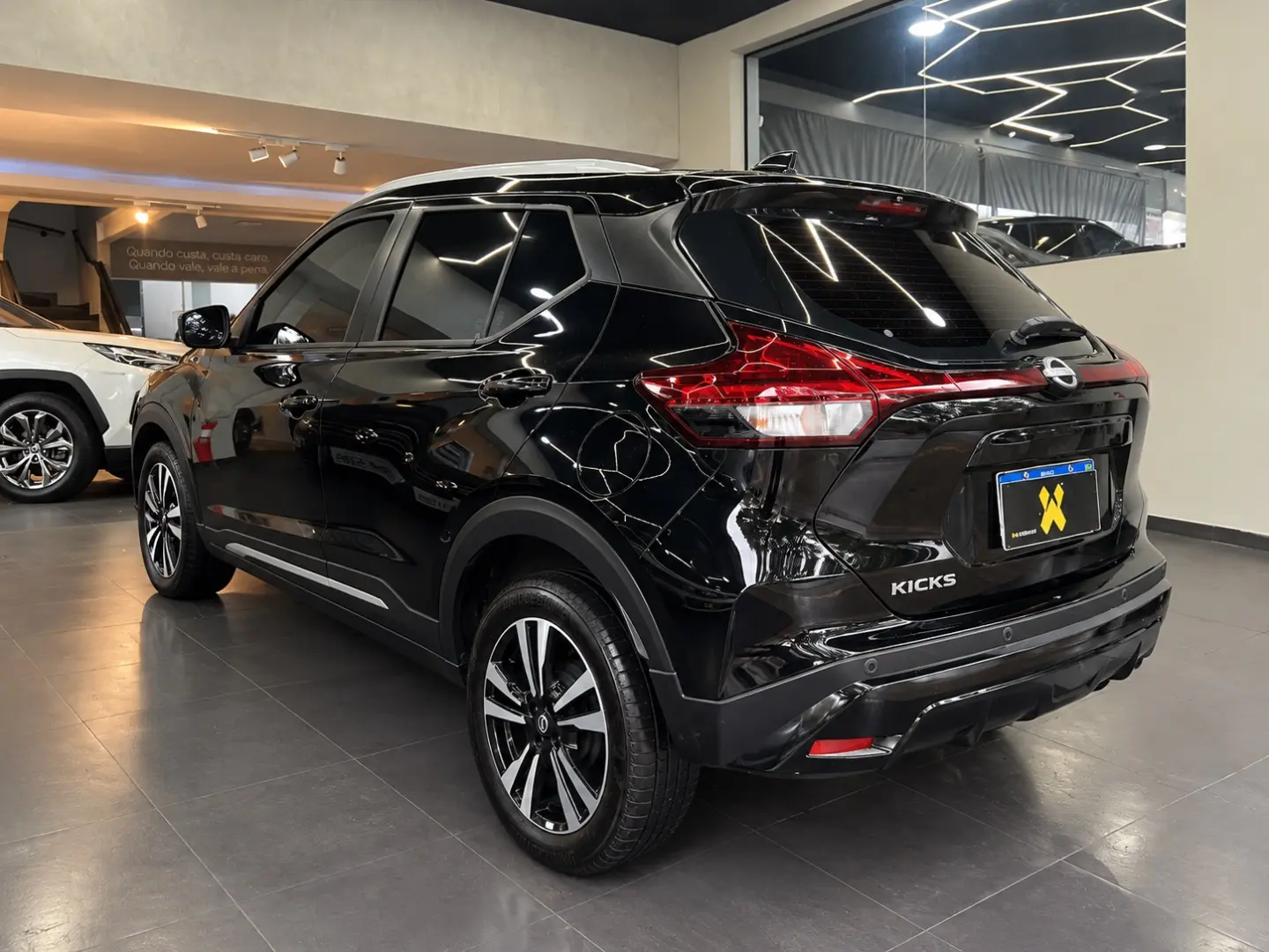 NISSAN KICKS