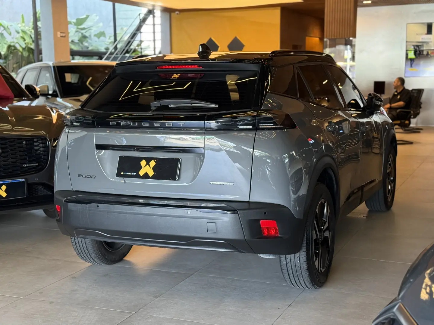 PEUGEOT 2008